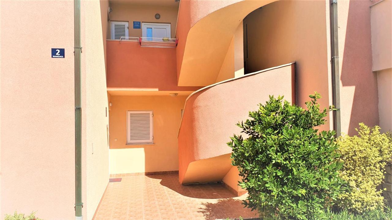Guest House Jasna Novalja Ngoại thất bức ảnh